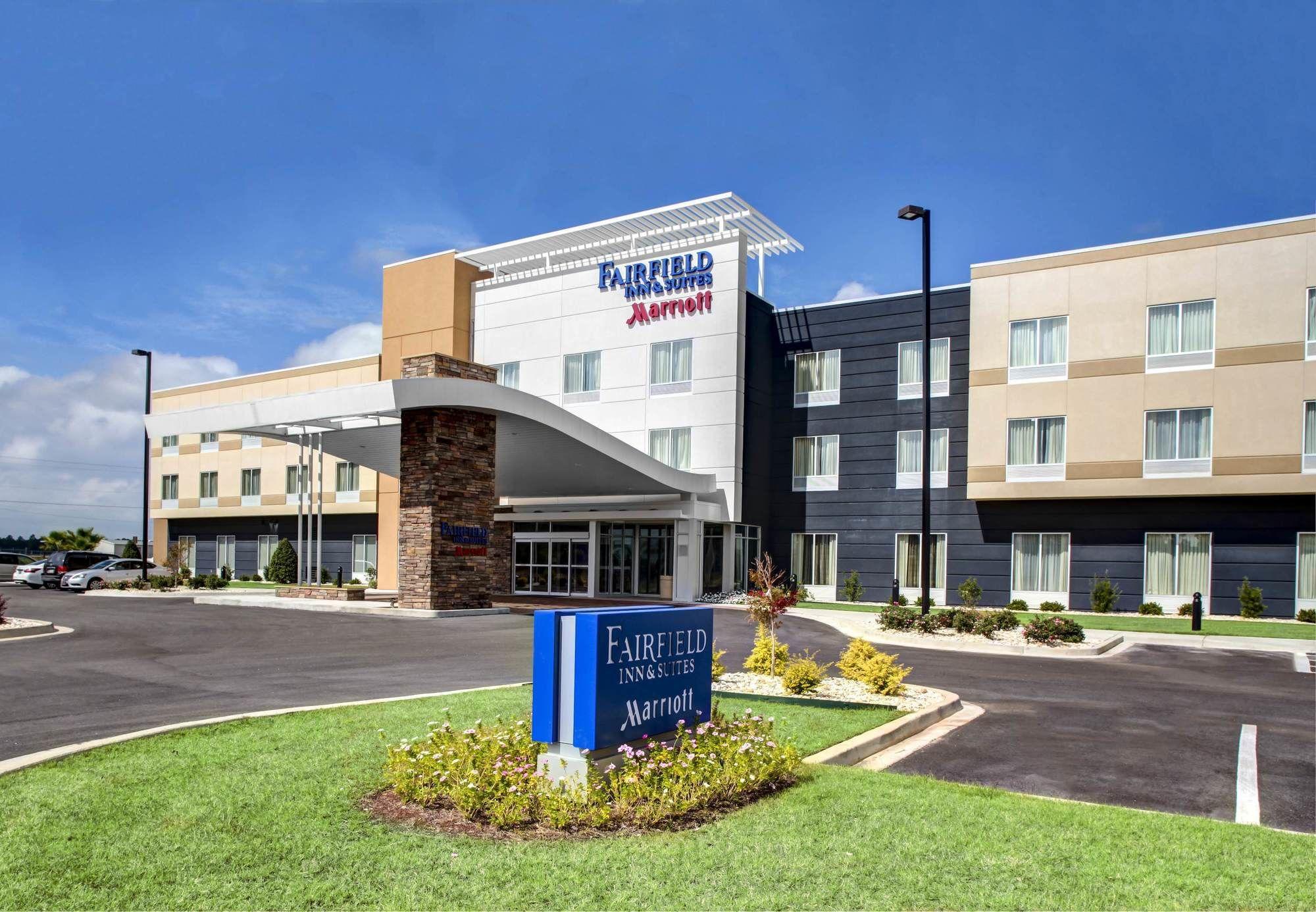 Fairfield Inn & Suites By Marriott Дуглас Экстерьер фото