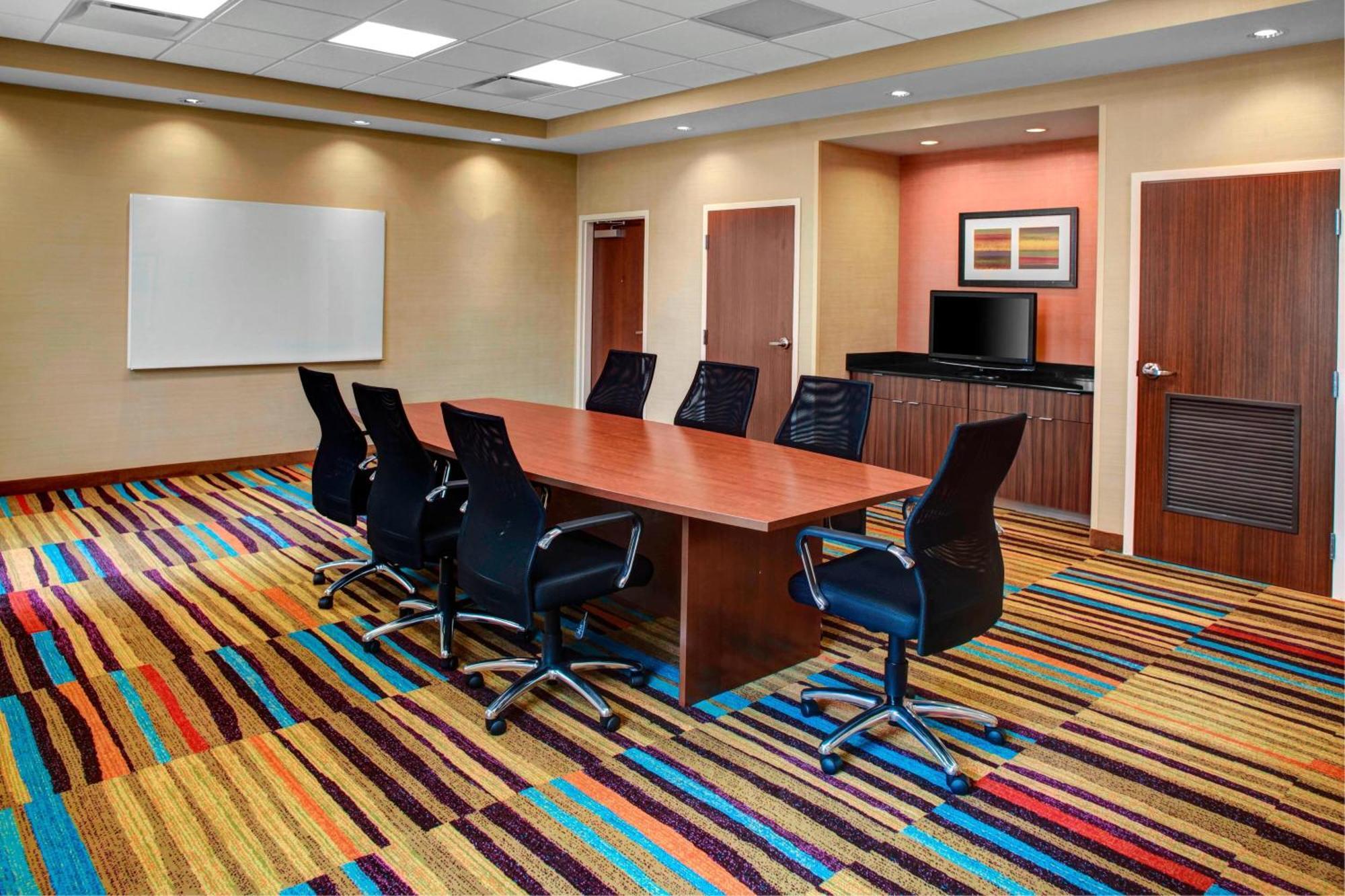 Fairfield Inn & Suites By Marriott Дуглас Экстерьер фото