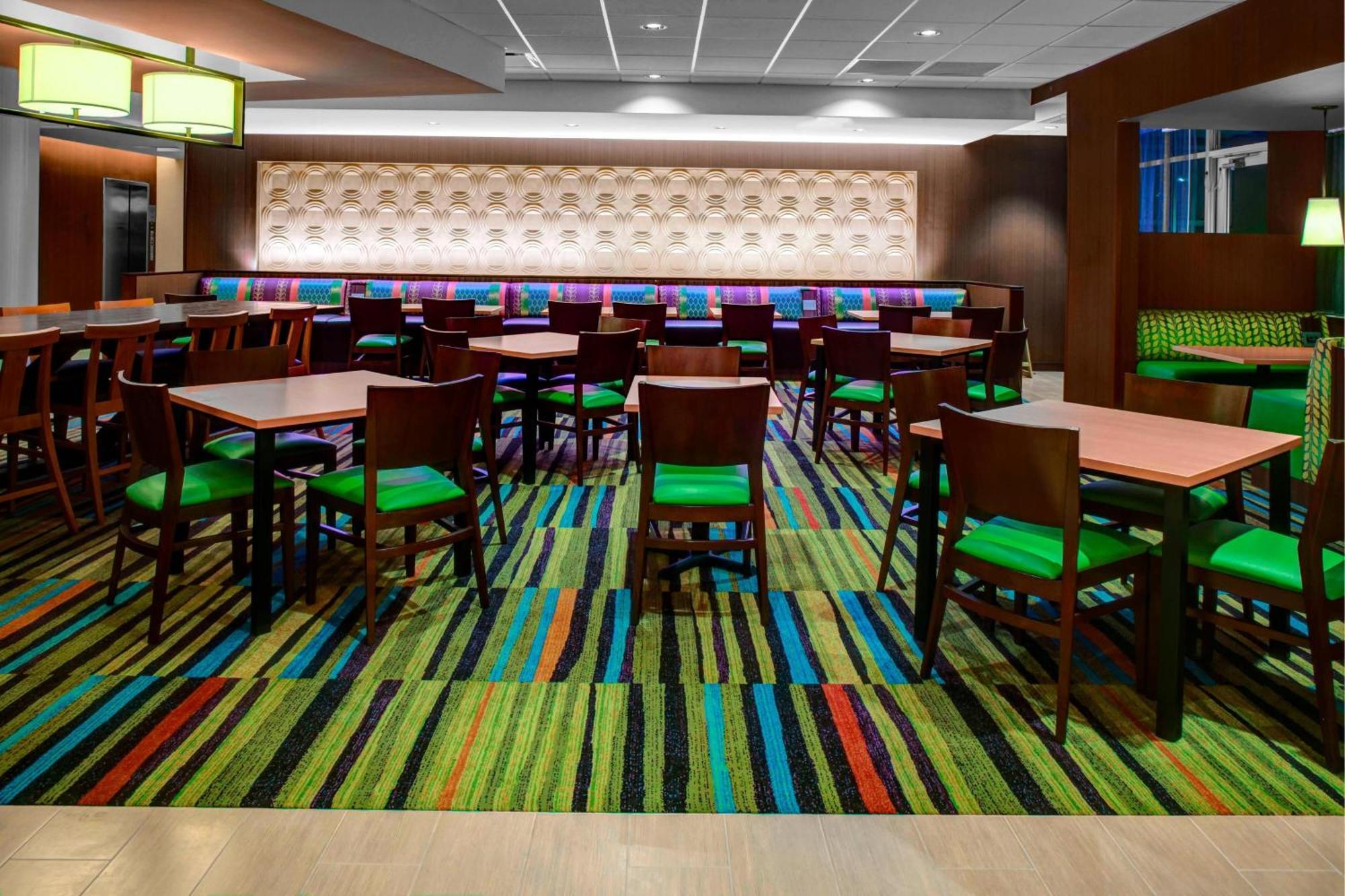 Fairfield Inn & Suites By Marriott Дуглас Экстерьер фото